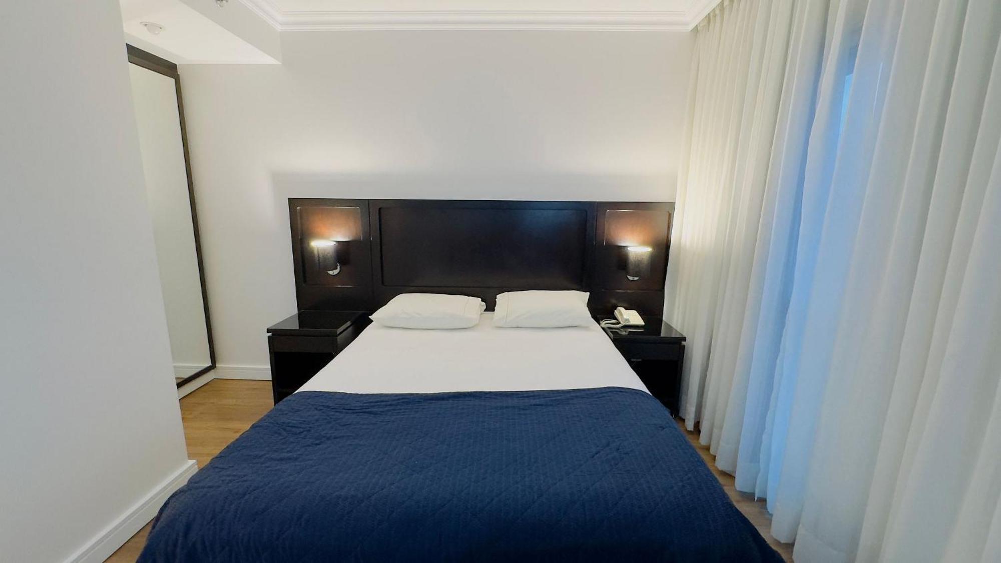 Perdizes - Flat Executivo - 1208 *