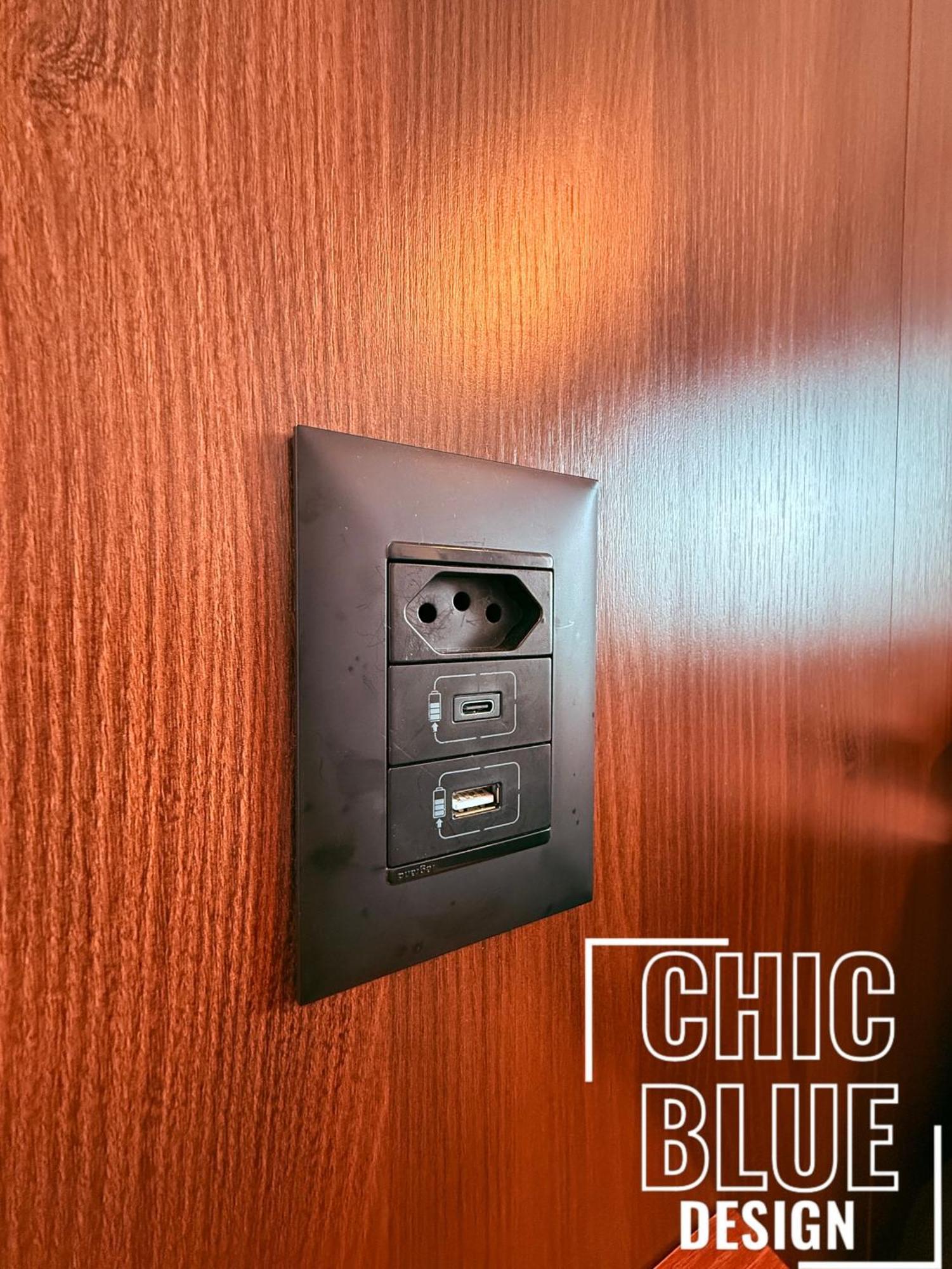 Chic Blue Design Com Vaga De Garagem Apartamento *