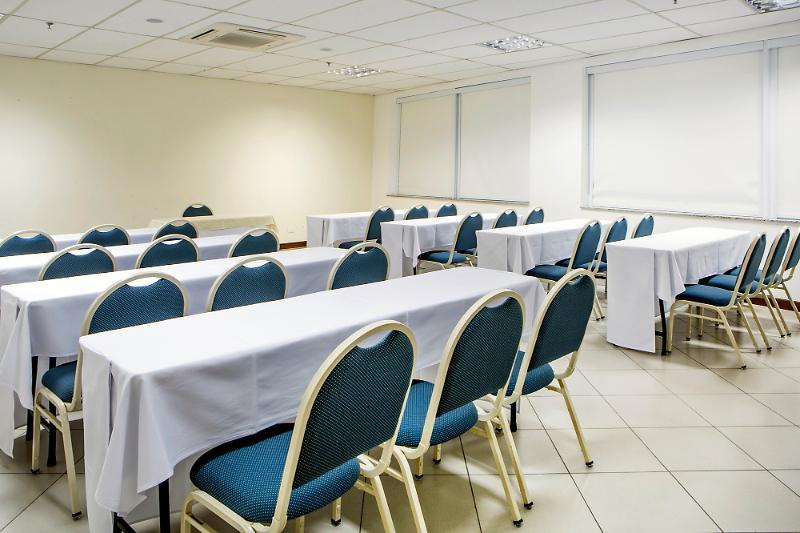 Hotel Leques Brasil Escola 3*