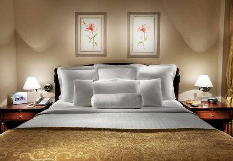 Hotel Marriott Executive 4*