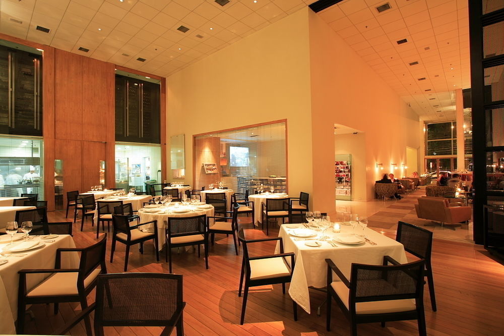 Hotel Emiliano 5*