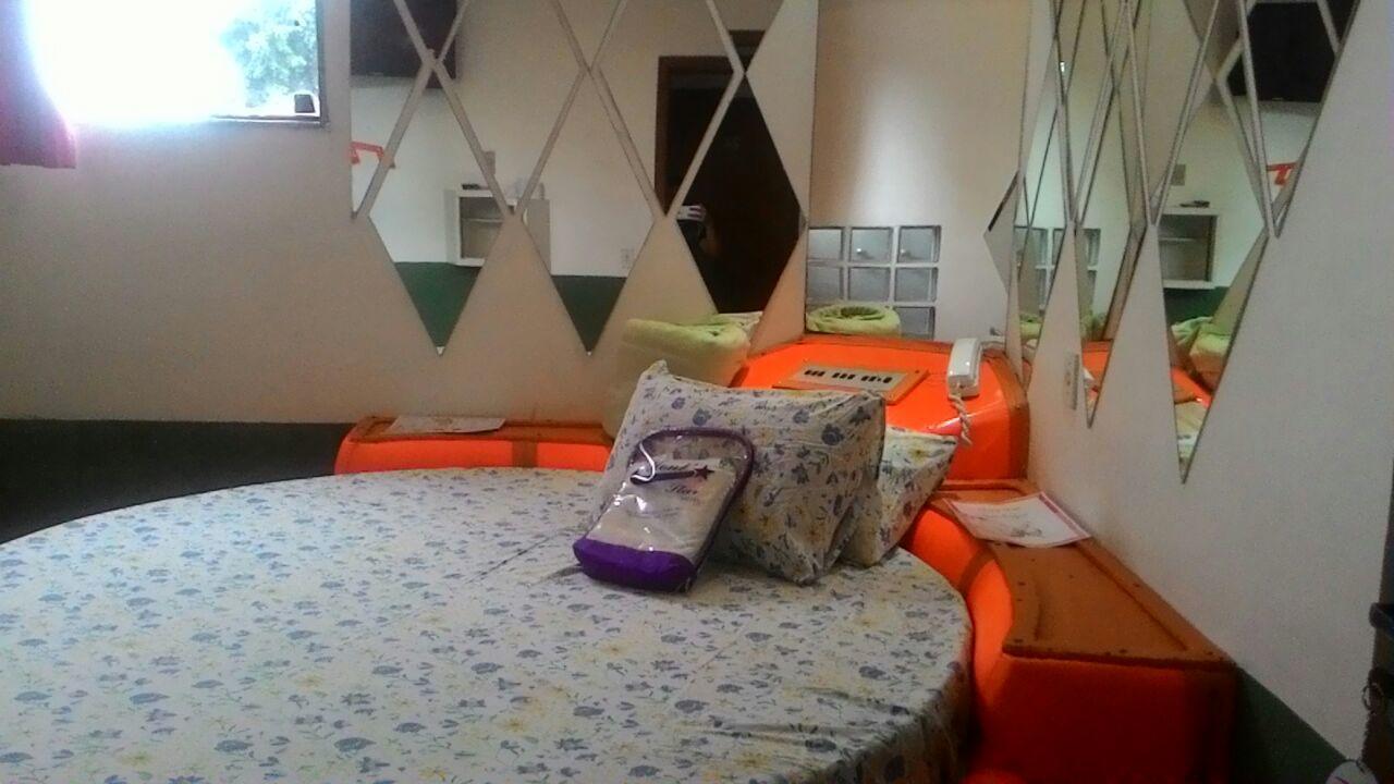 Love hotel Mont Star /