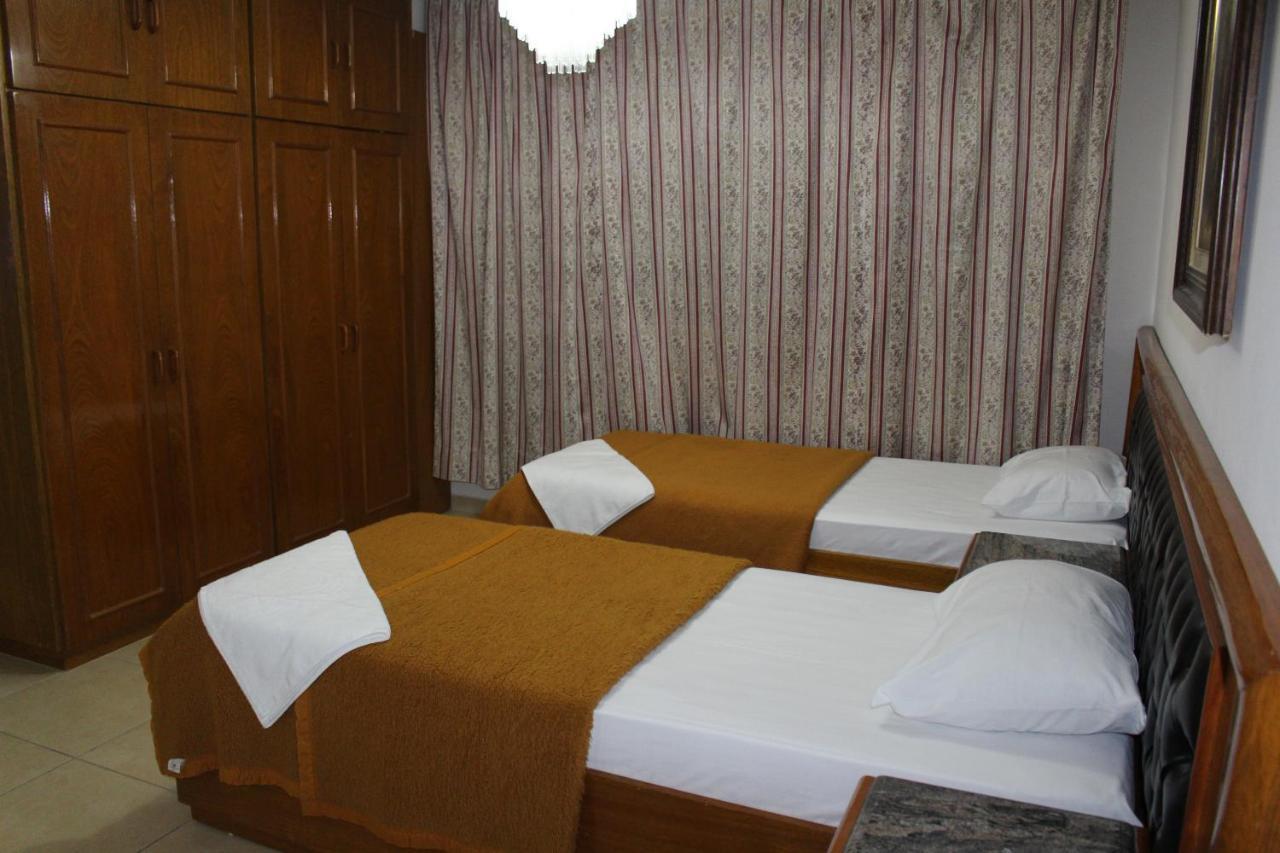 Hotel La Guardia