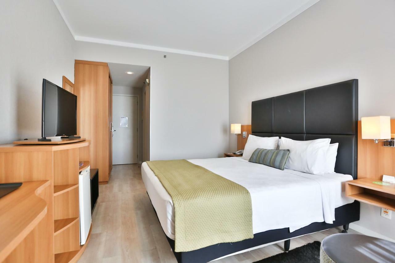 Hotel Comfort Ibirapuera 3*