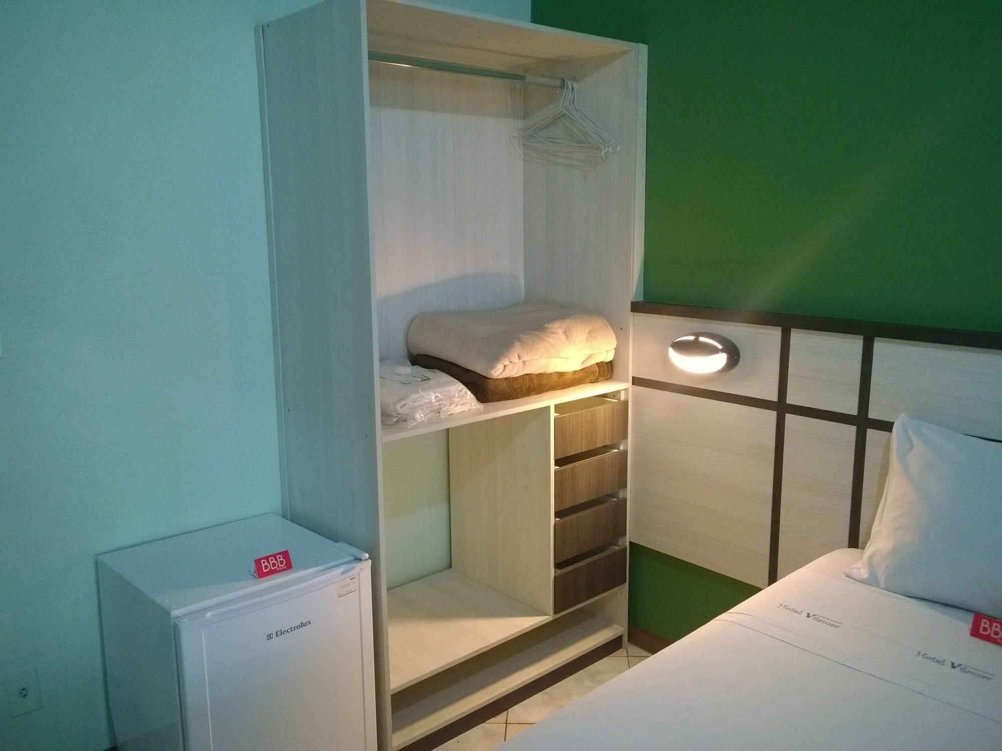 Hotel Bbb Metro Praca Da Arvore Sp 2*
