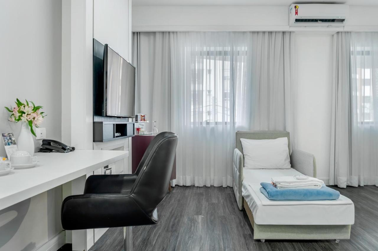 Hotel Mercure Ibirapuera Privilege 4*